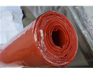 硅膠制品調配色不簡單，需要有敏銳的顏色分辨能力及豐富的操作經驗